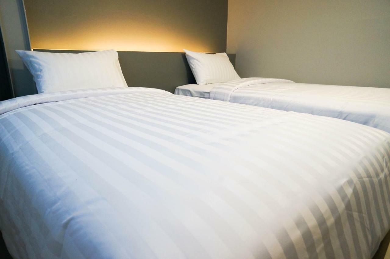 Lux Rooms Night Bazaar チエンマイ エクステリア 写真