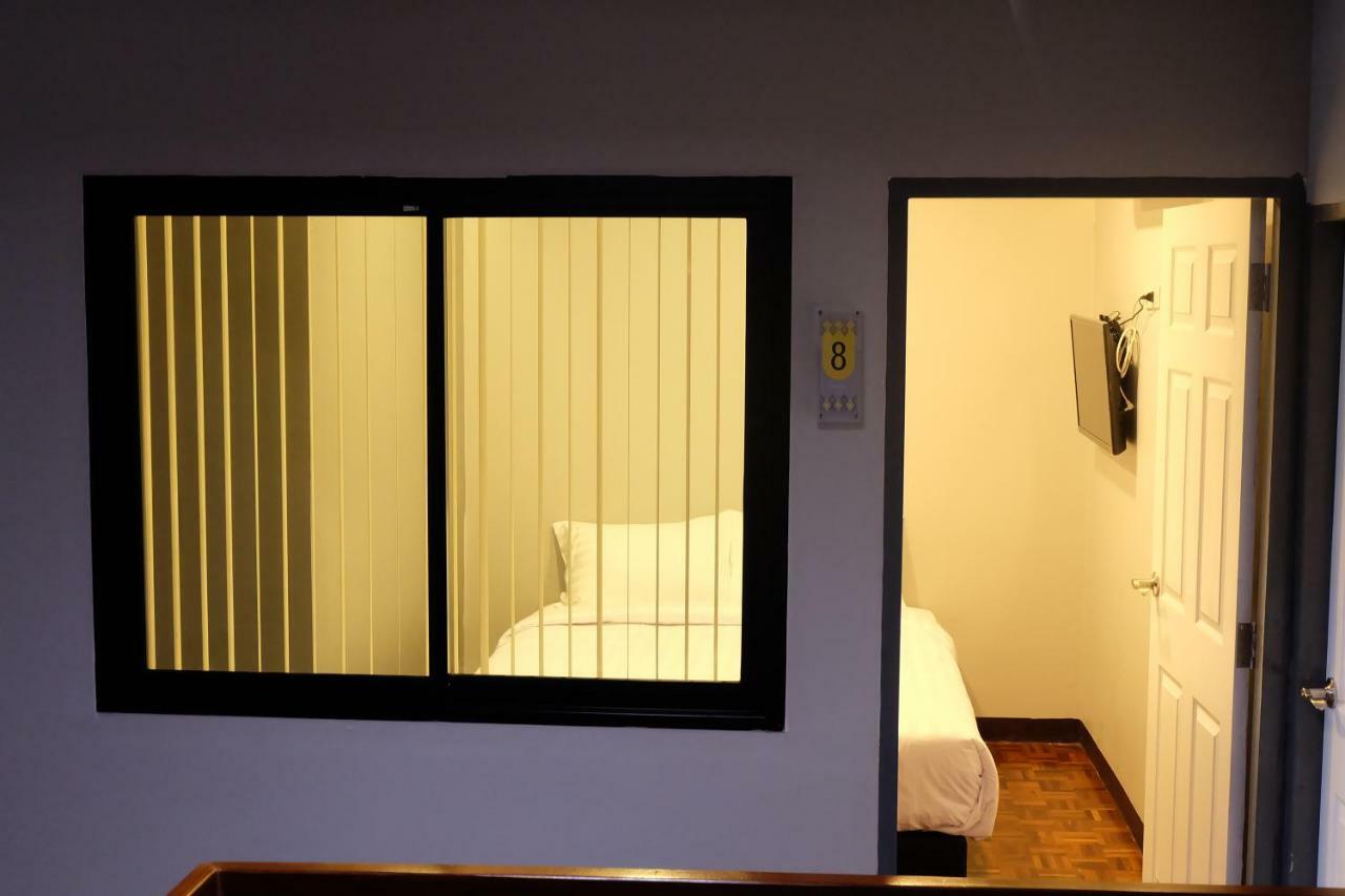Lux Rooms Night Bazaar チエンマイ エクステリア 写真
